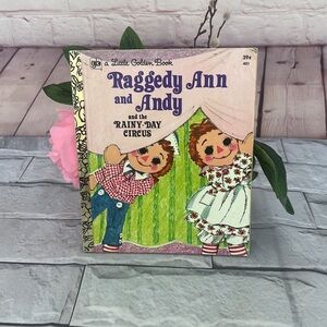 1974 Raggedy Ann & Andy And RAINY-DAY CIRCUS reading A little golden book RARE